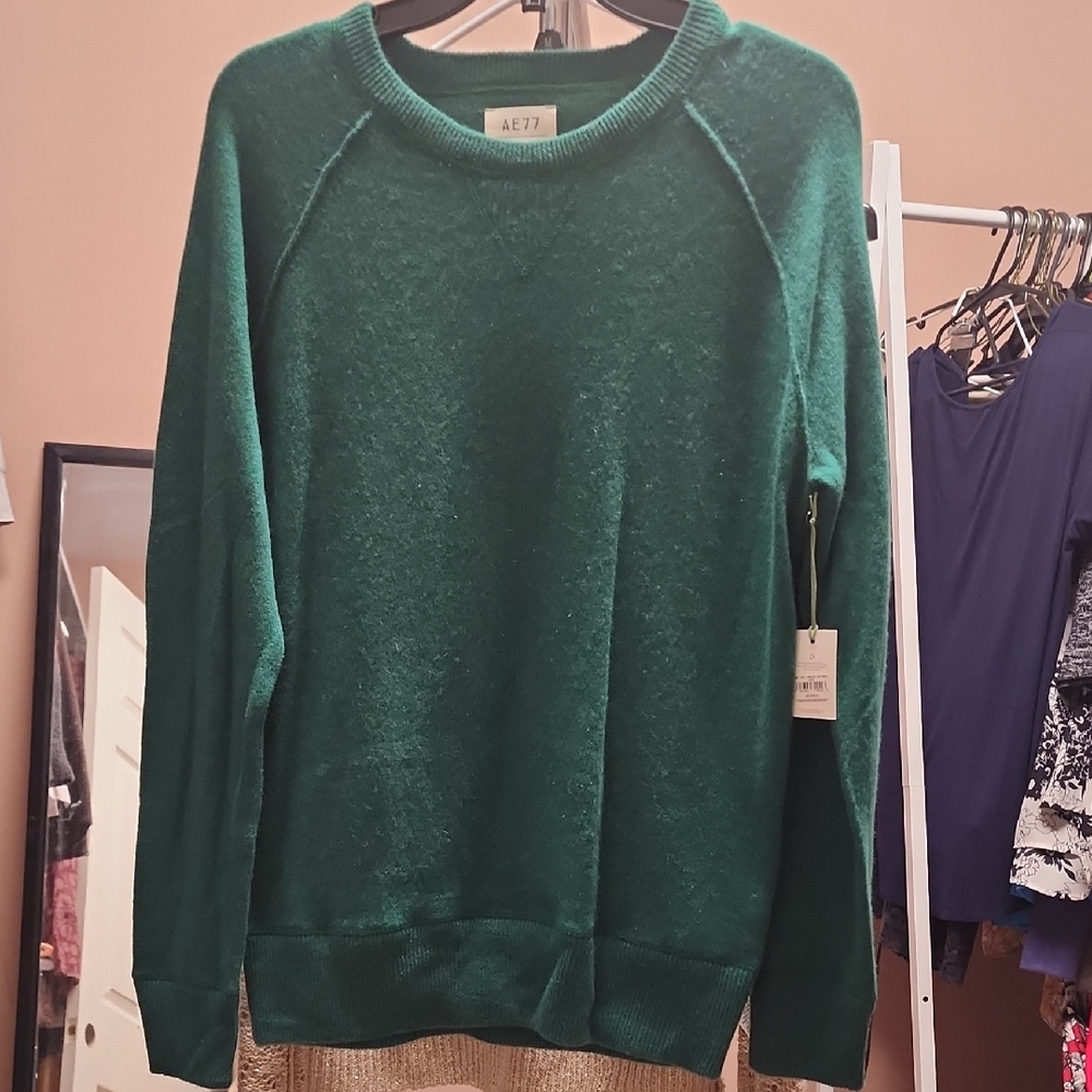 American Eagle Outfitters Cashmere Green Women's Sweater Size Small